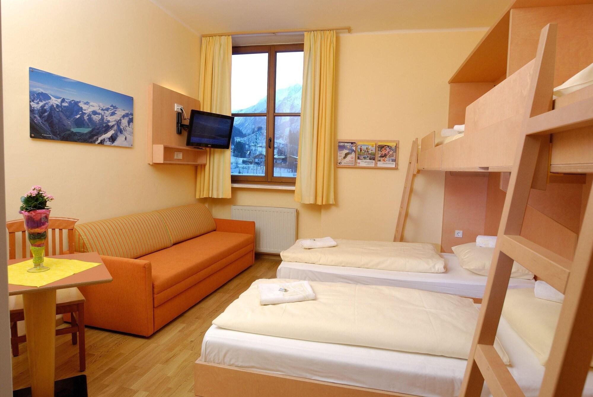 Jufa Hotel Kaprun - Summercard Included Pokoj fotografie